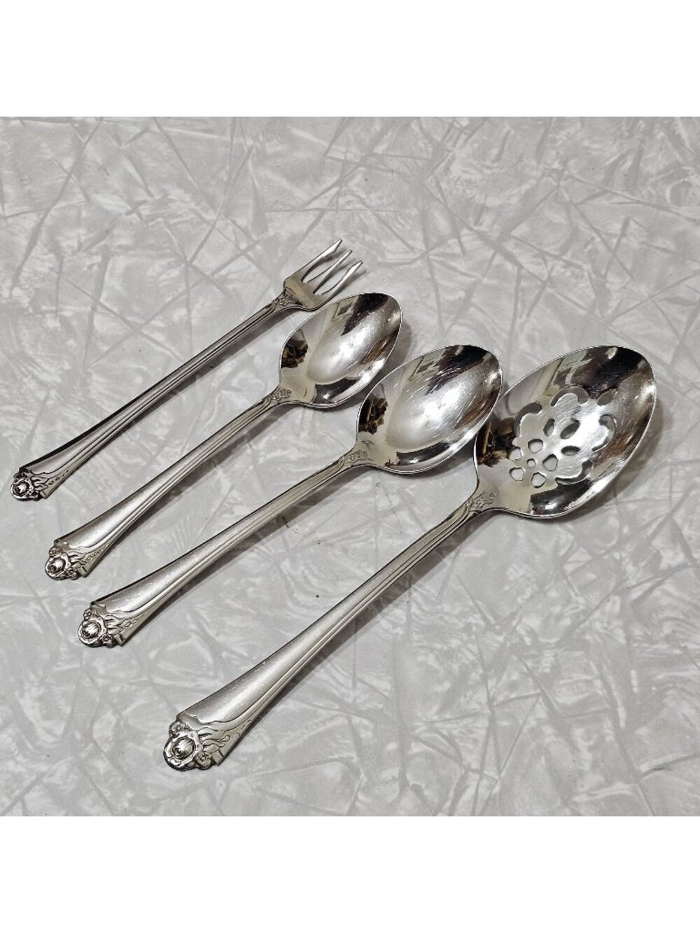 Oneida Fantasy Rose Serving Spoon Relish Fork & 2 spoon mixed lot stainless